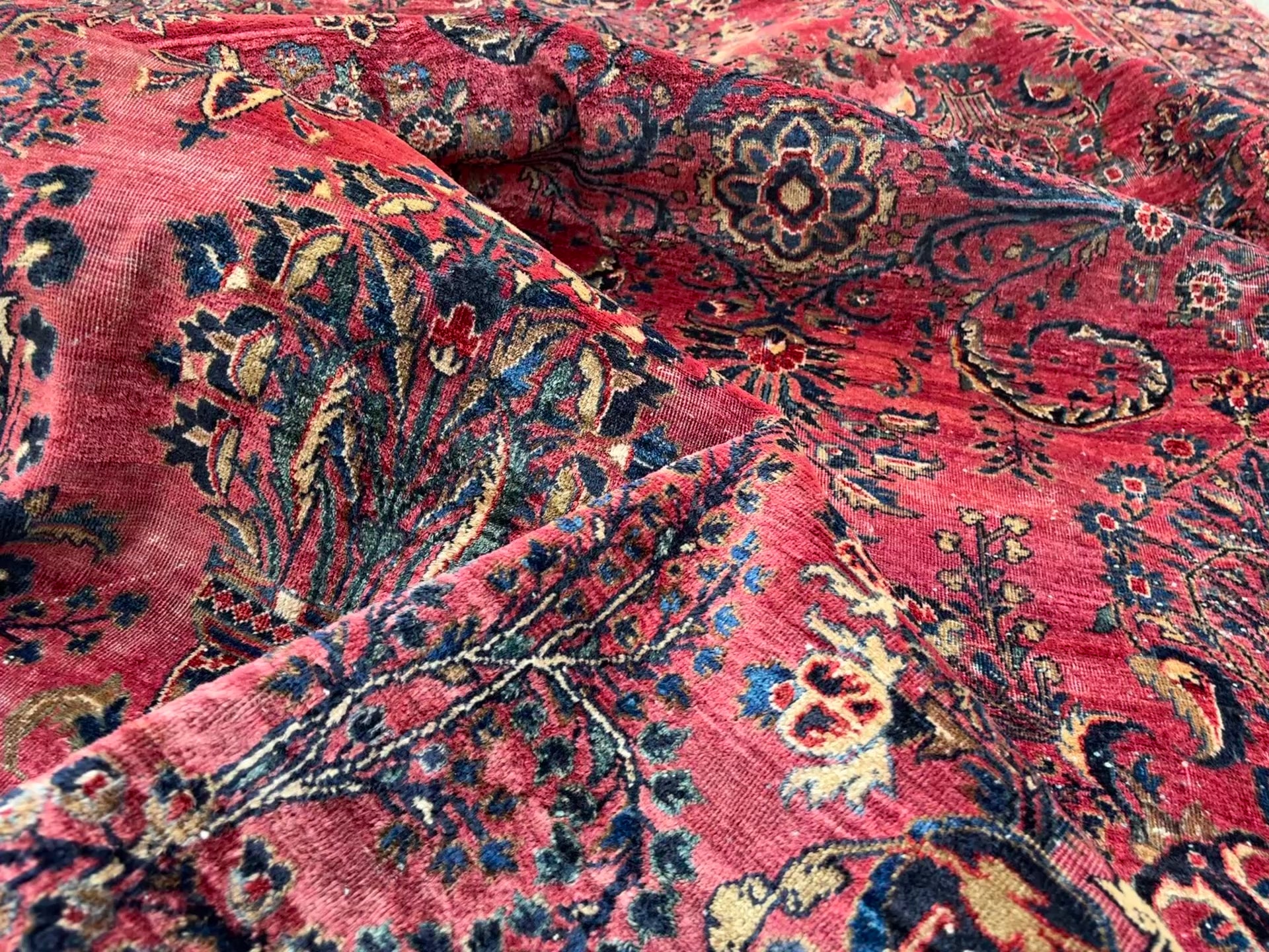 Persian Sarouk Rug, 1930, 270x370 cm